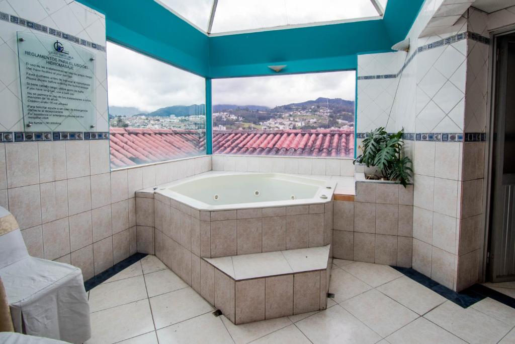 Grand Hotel Loja photo