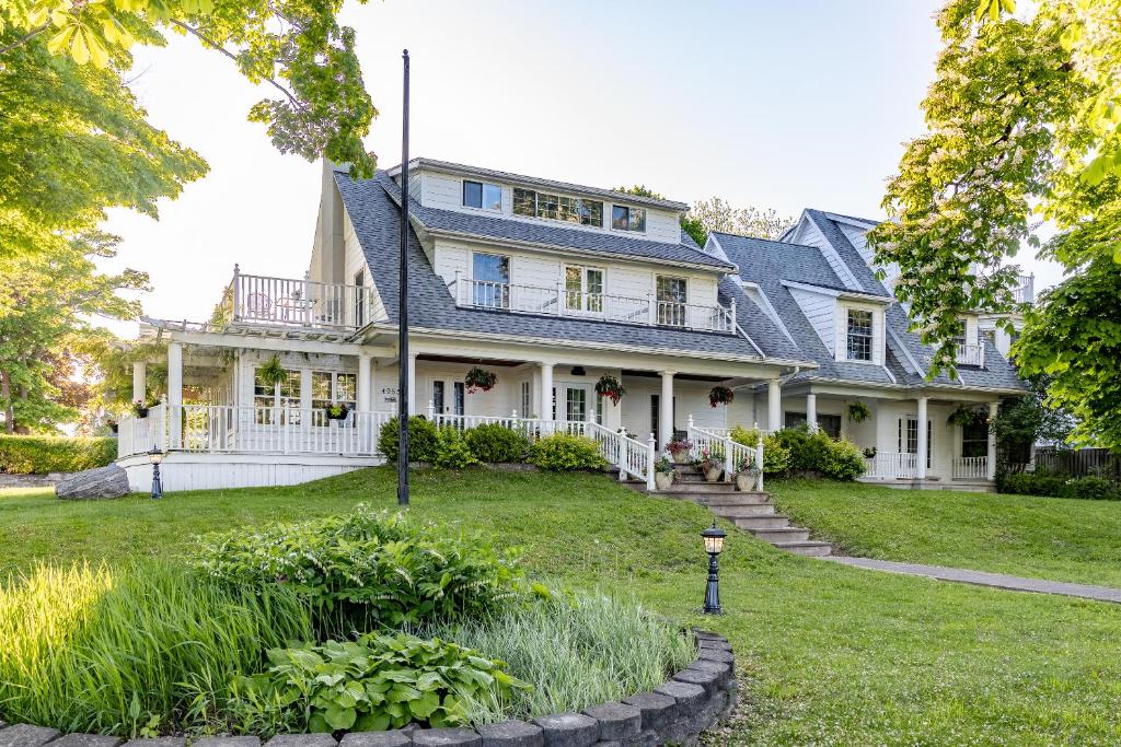 Chestnut Inn — Hotel in Niagara Falls (ON)