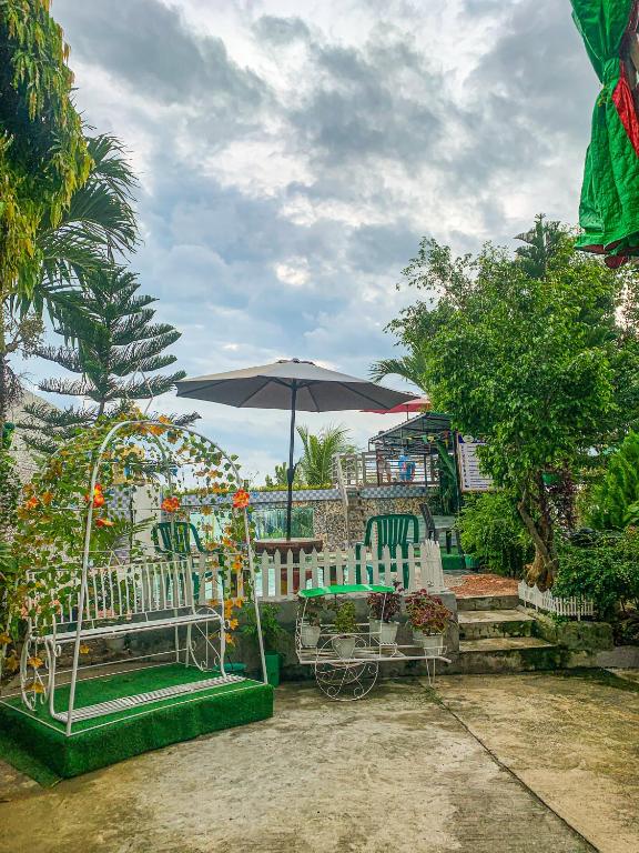 Alyanna's Garden Resort photo