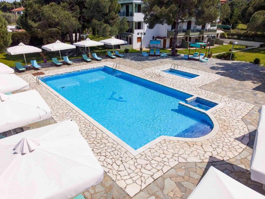 Alexandros Hotel Apartments photo