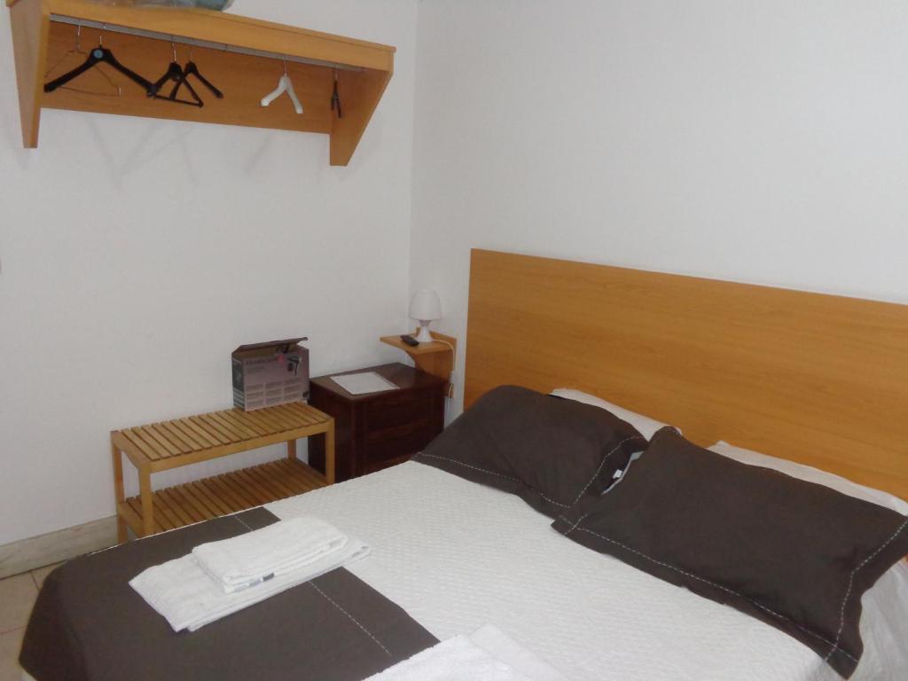 ห้องมาตรฐานเตียงใหญ่หรือเตียงแฝด