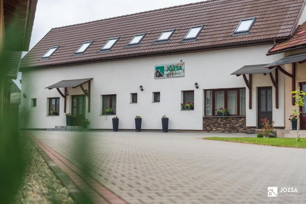Jozsa vendeghaz — Hotel in Axente Sever