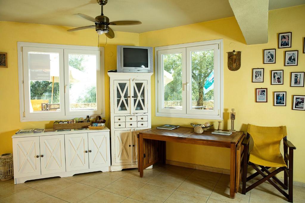 Maistrali Beach Studios photo