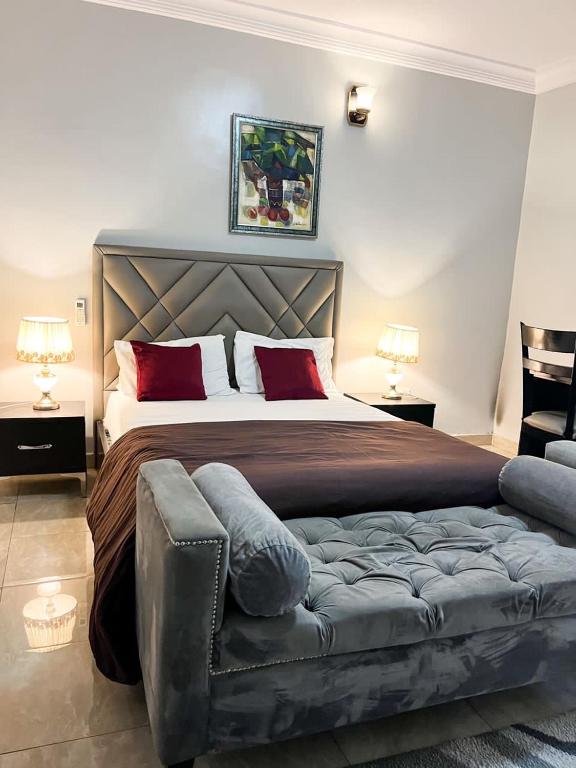 Bronx Suite by Jaynice Homes — Hotel in Lekki