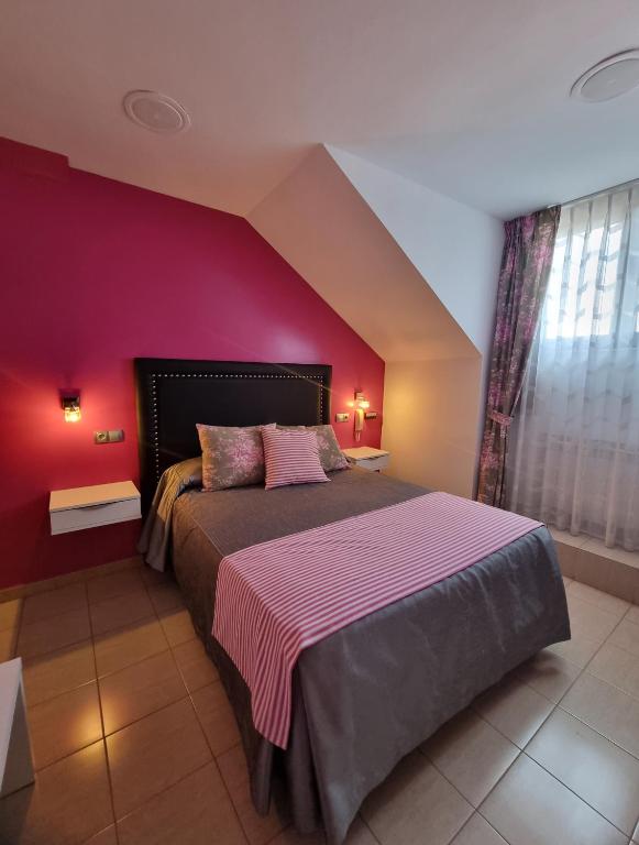 Hostal Sainz photo