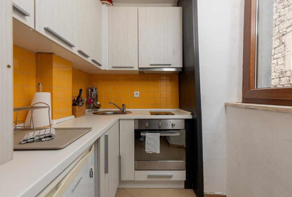 Apartment Amigo 2 Old Town Kotor - 4