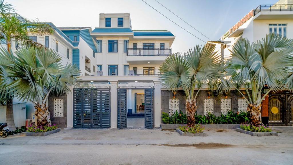 B2-21 Hoang My Villages