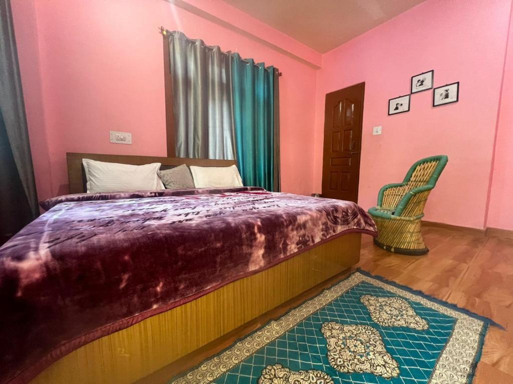 Pahadi Rovers Cafe & Homestay photo