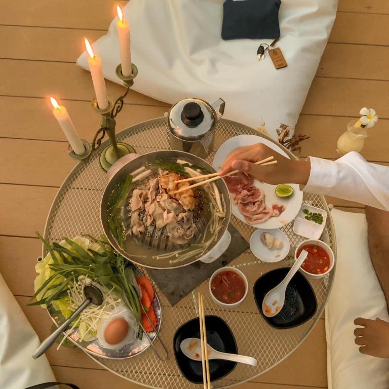 อาหารและเครื่องดื่ม