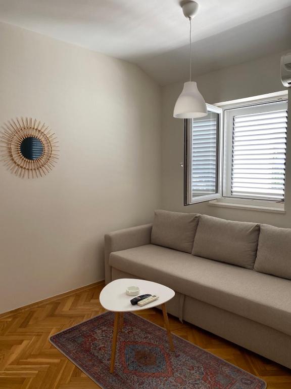 First line Apartment Petrovac - 3