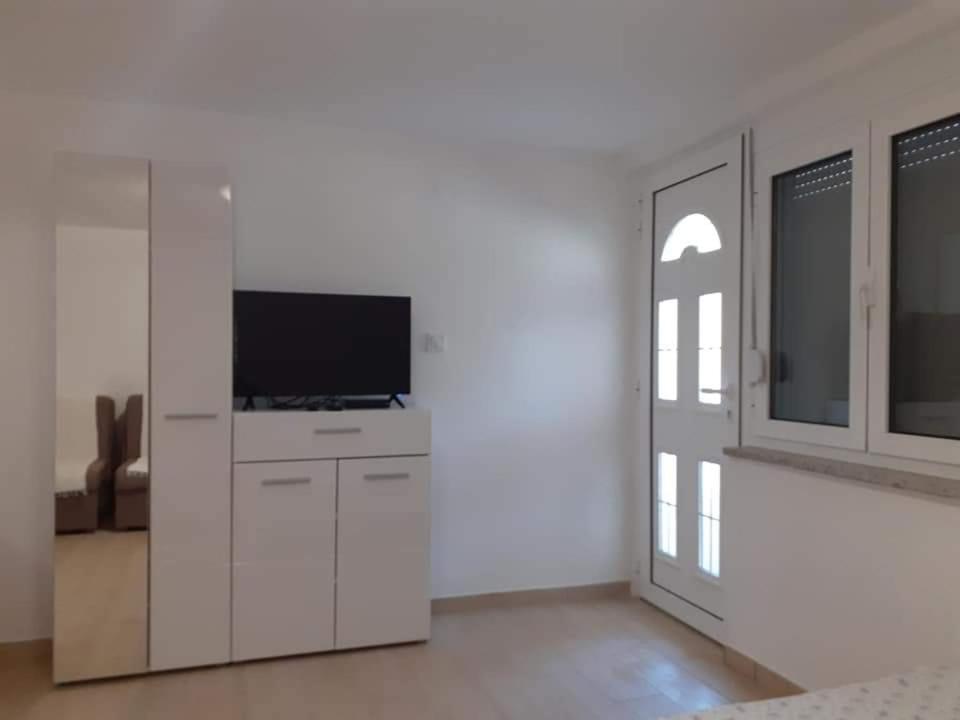 Apartmani Roki, Tivat
