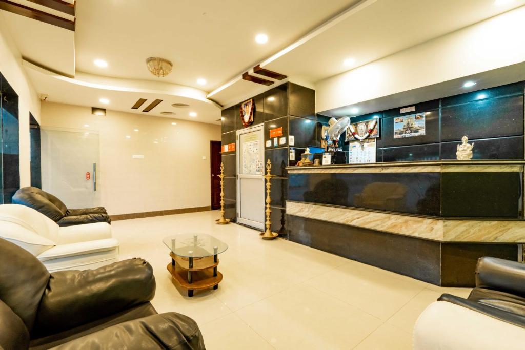 HOTEL RAMLEELA photo