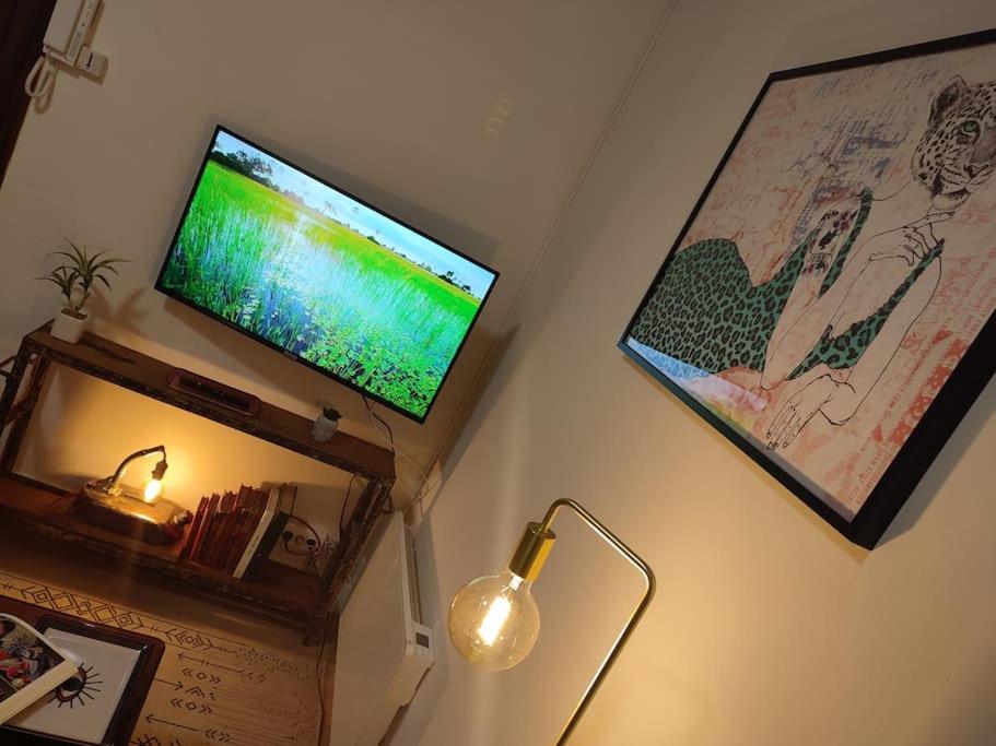 Déco Vintage - 5mn du centre - TV connectée - 2