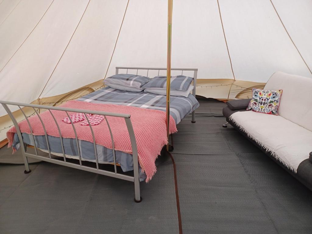 Tryfan Pen Cefn Farm Bell Tent, Betws-yn-Rhos photo 2