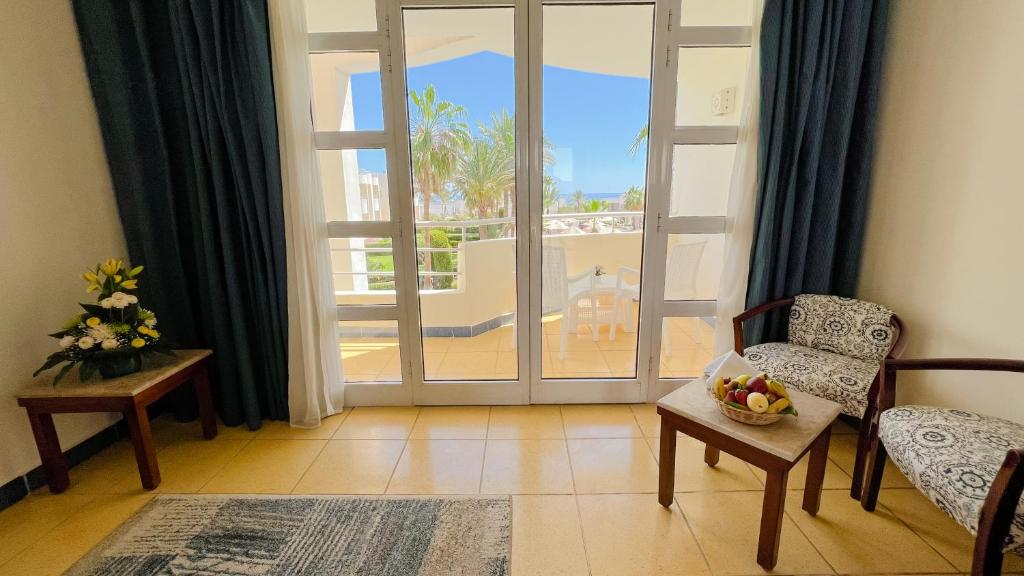 Sharm Reef Resort photo