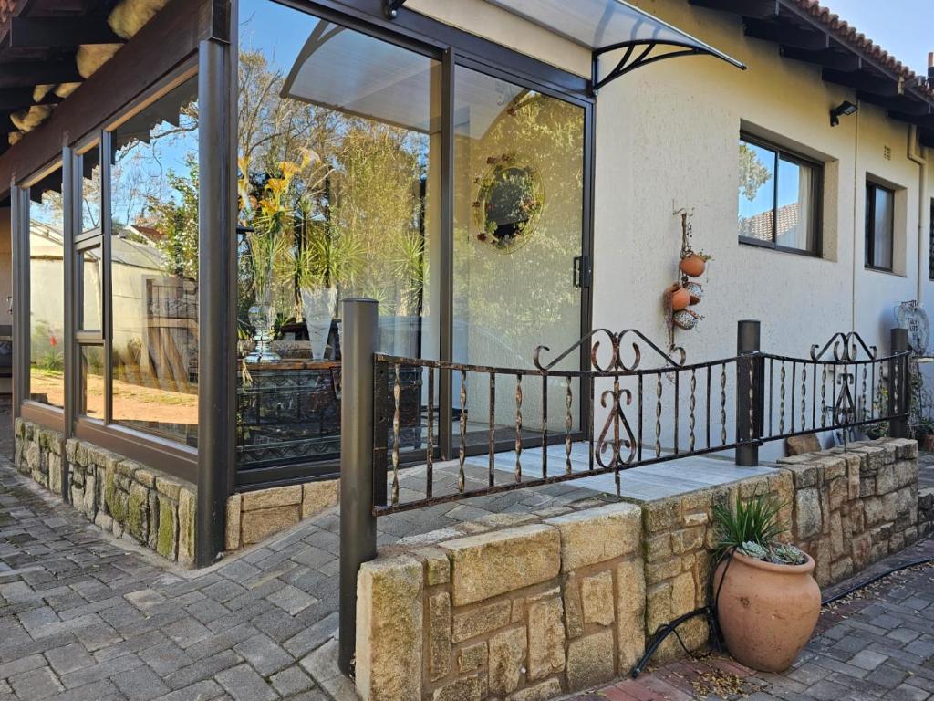 Epicure Home Guesthouse photo