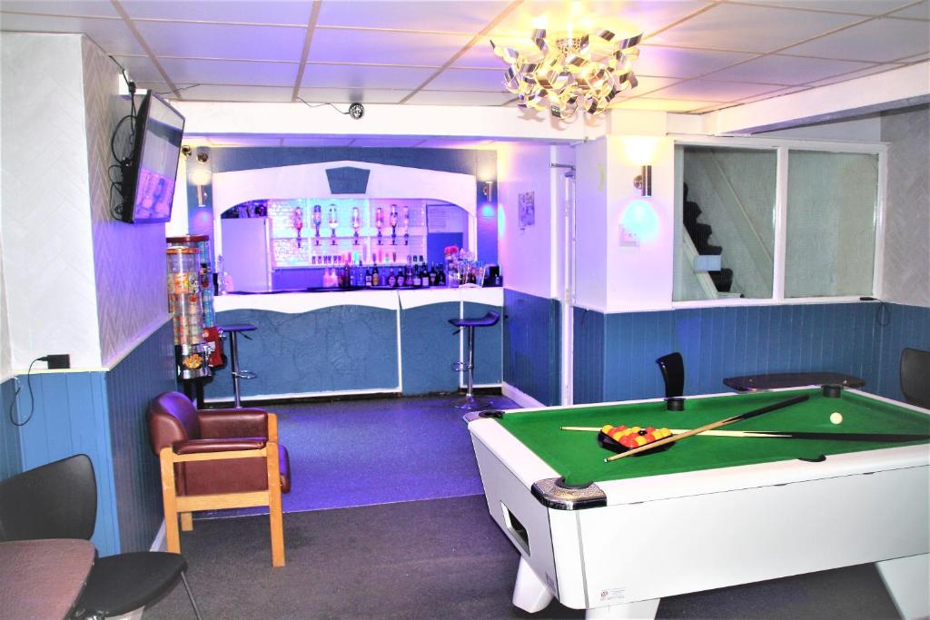 The Merlin Hotel photo
