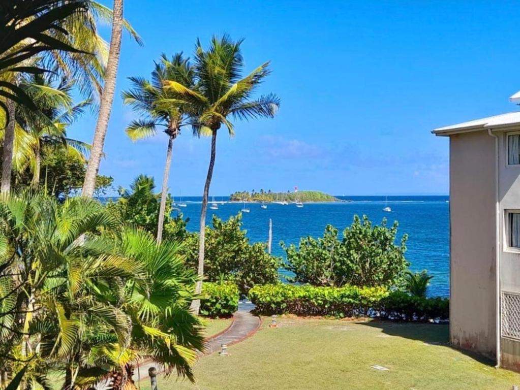 ILET BLEU studio cosy RDC vue mer et jardin - Accès direct plage, Le Gosier