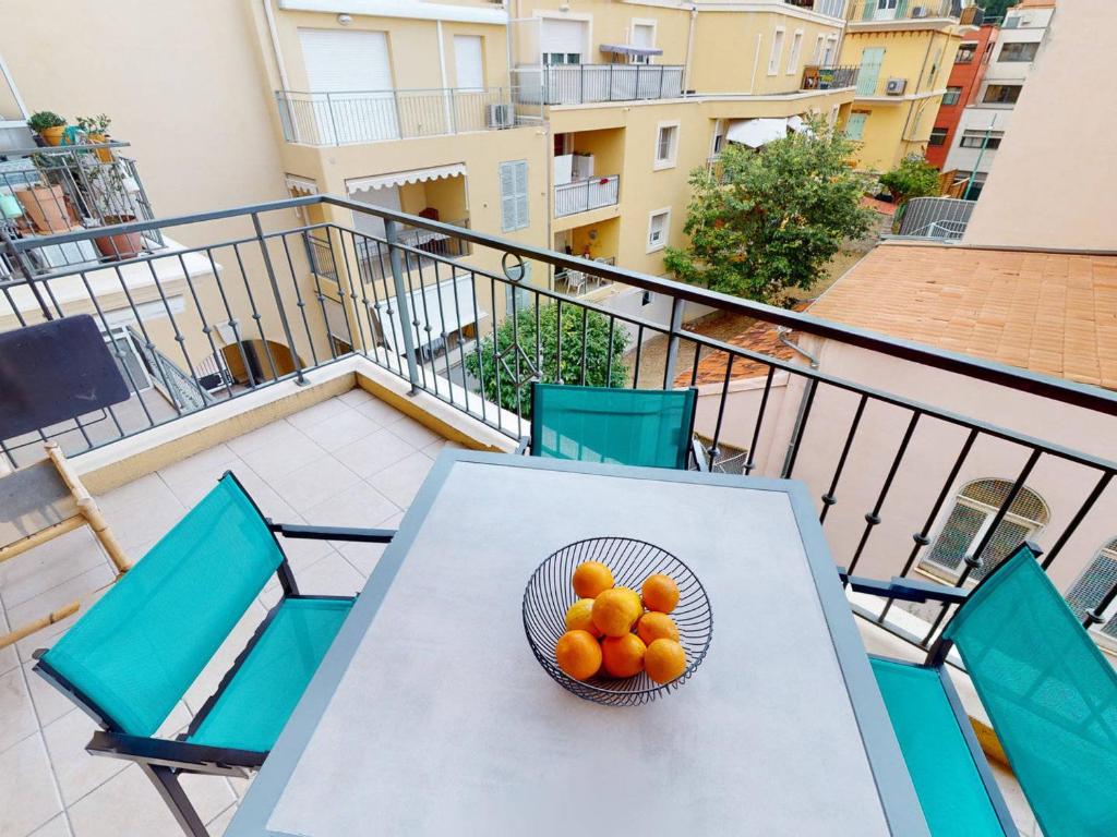 Charmant 2P à Menton, centre, climatisé, terrasse et parking - FR-1-196-336 - 1