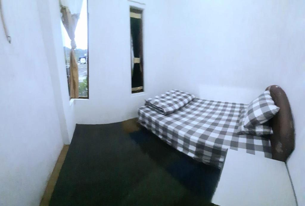 Homestay Cemeti Dieng photo