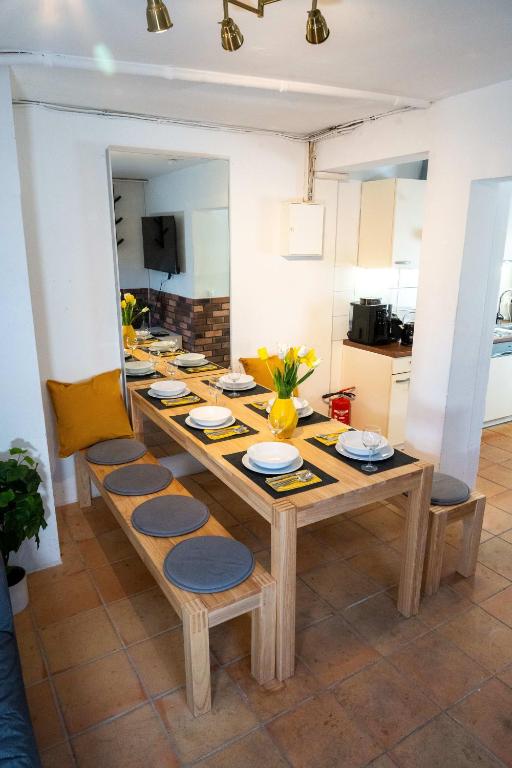 Spacious Apartment in urban location