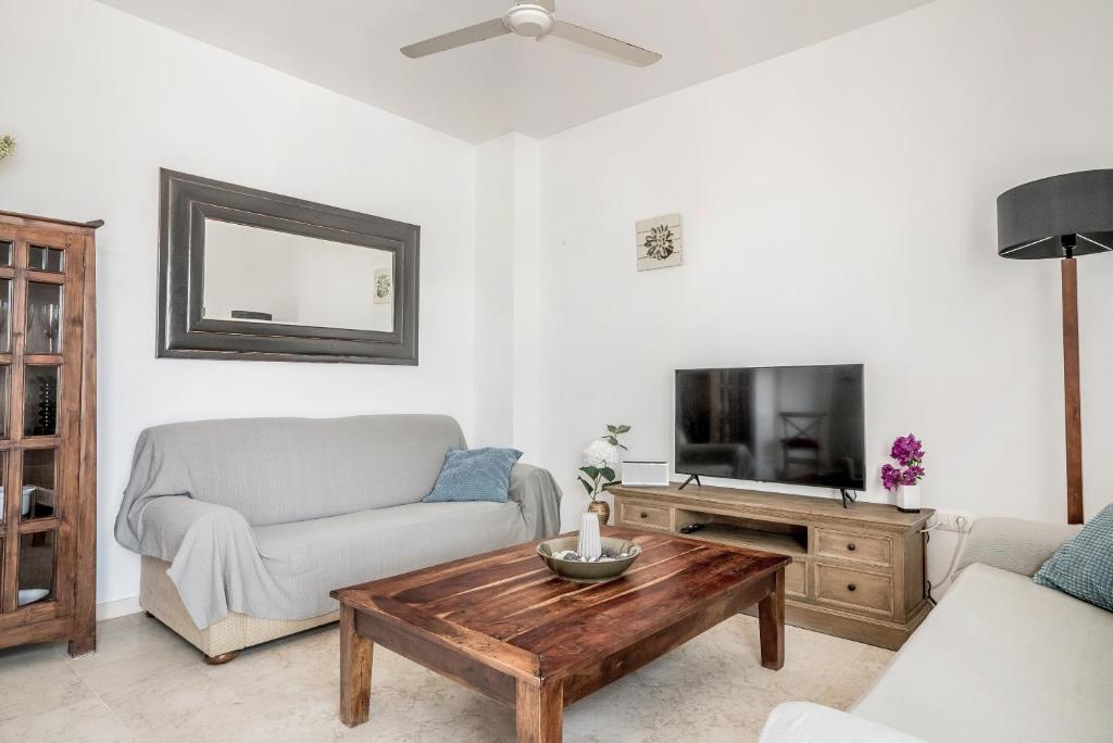 2 bedroom apt close to the sea - 4