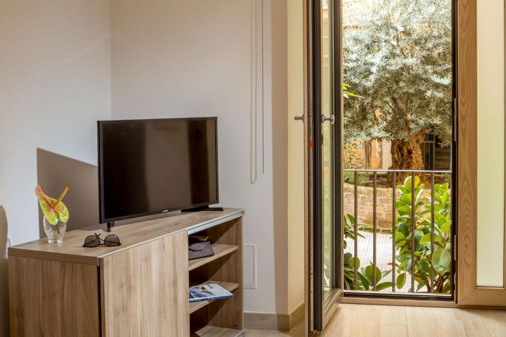 Vatican Studio Apartment - 2