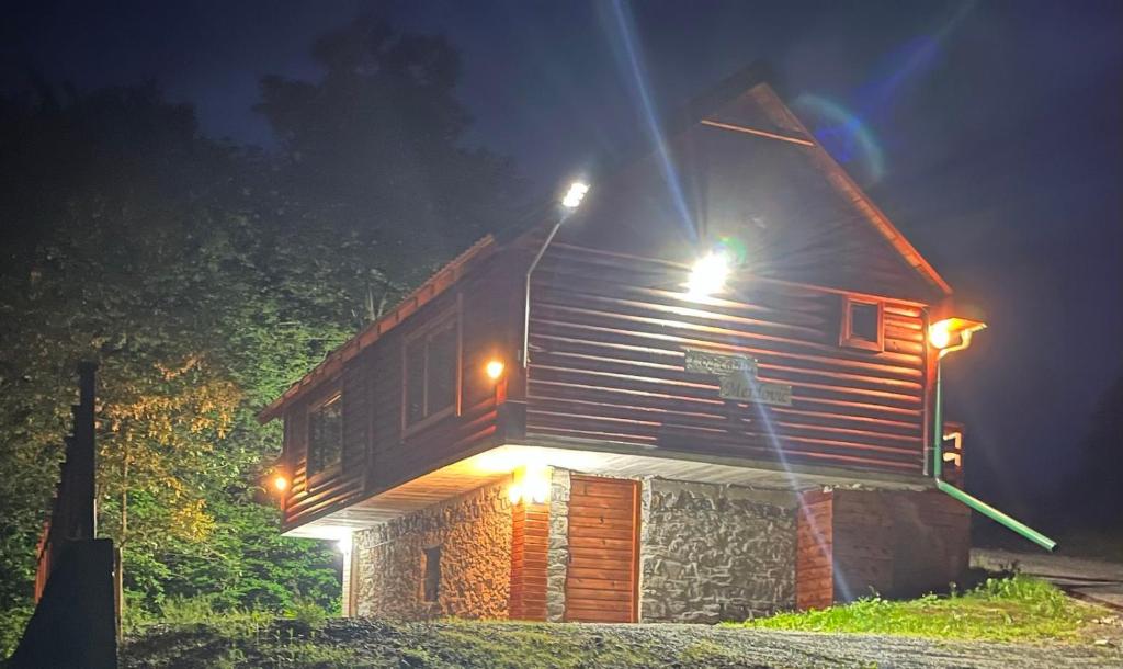 Log cabin 1 Merdovic