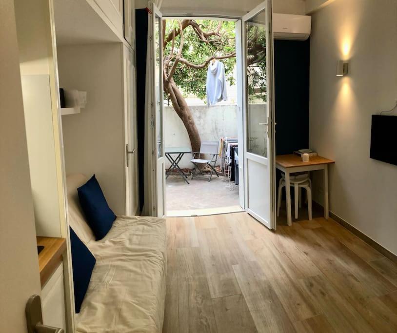 Studio bord de mer, Croisette, Cannes - 2