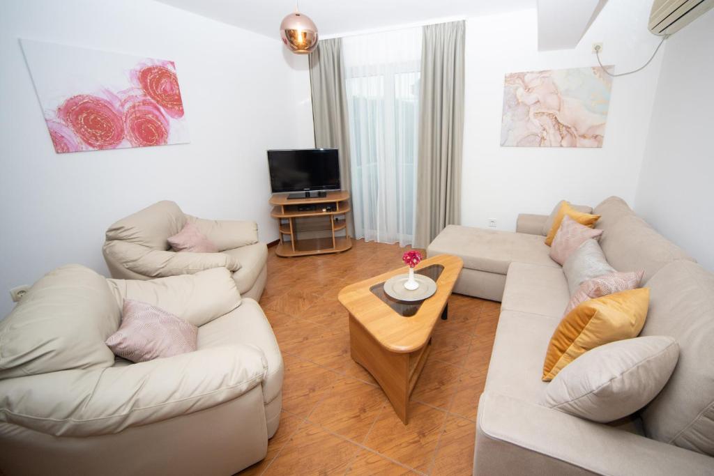 Apartments Adeona photo