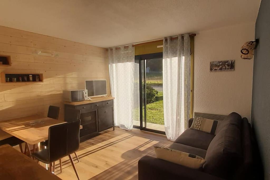 REZ DE JARDIN CALME ST LARY PROCHE TELECABINE - 1
