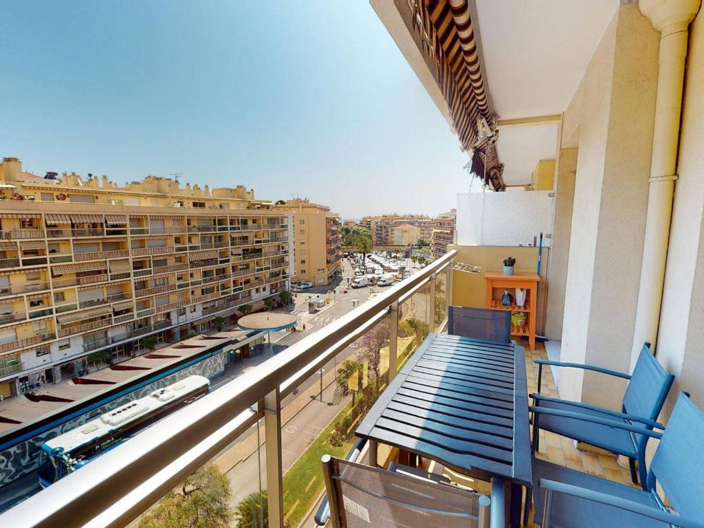 Spacieux 2P climatisé avec terrasses et garage, proche centre de Menton et plages - FR-1-196-332 - 1