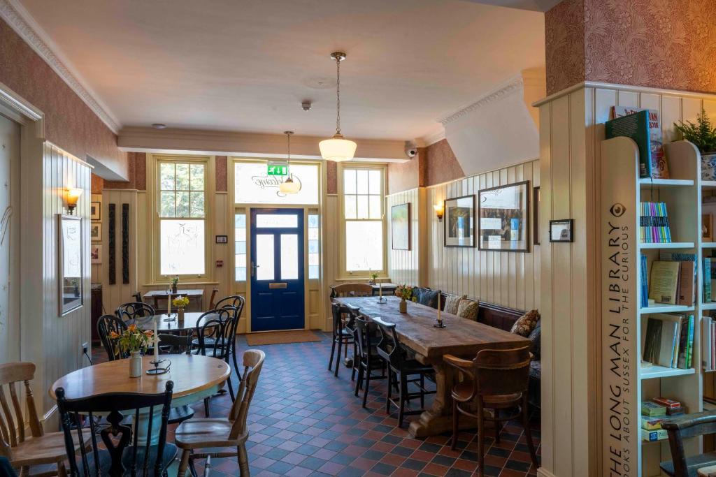 Long Man Inn photo 3