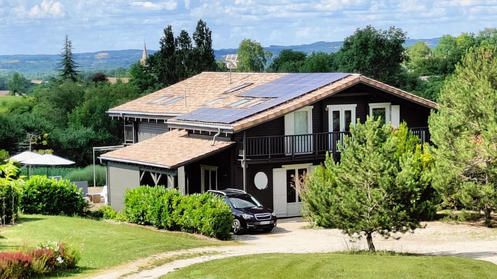 Villa du Fauquié The incomparable charm of a wooden house