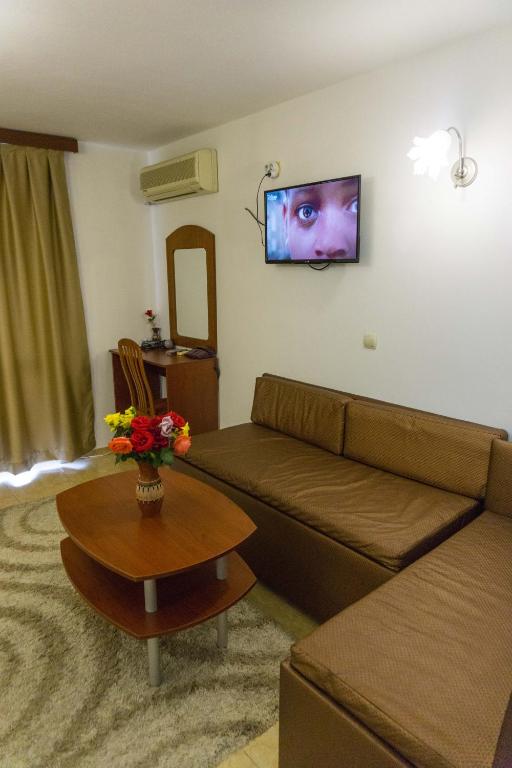 Family Hotel Orfei photo