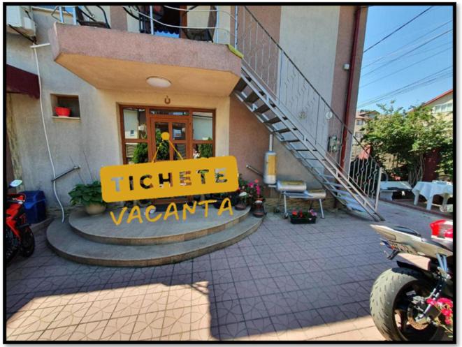 Casa Ultraviolet — Hotel in Mamaia