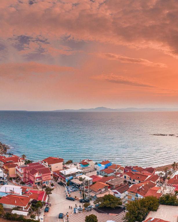 Brati II Beach Hotel photo