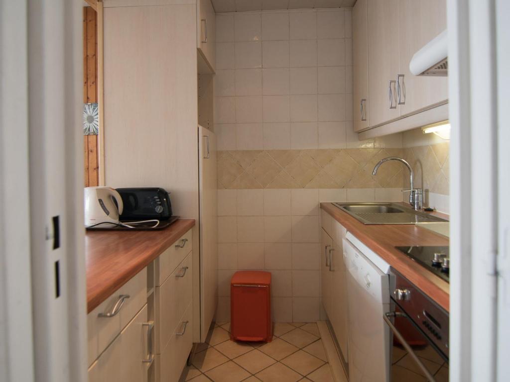 Appartement 2 Pièces, Près des Pistes, Balcon et Wifi Gratuit - FR-1-449-99 - 5
