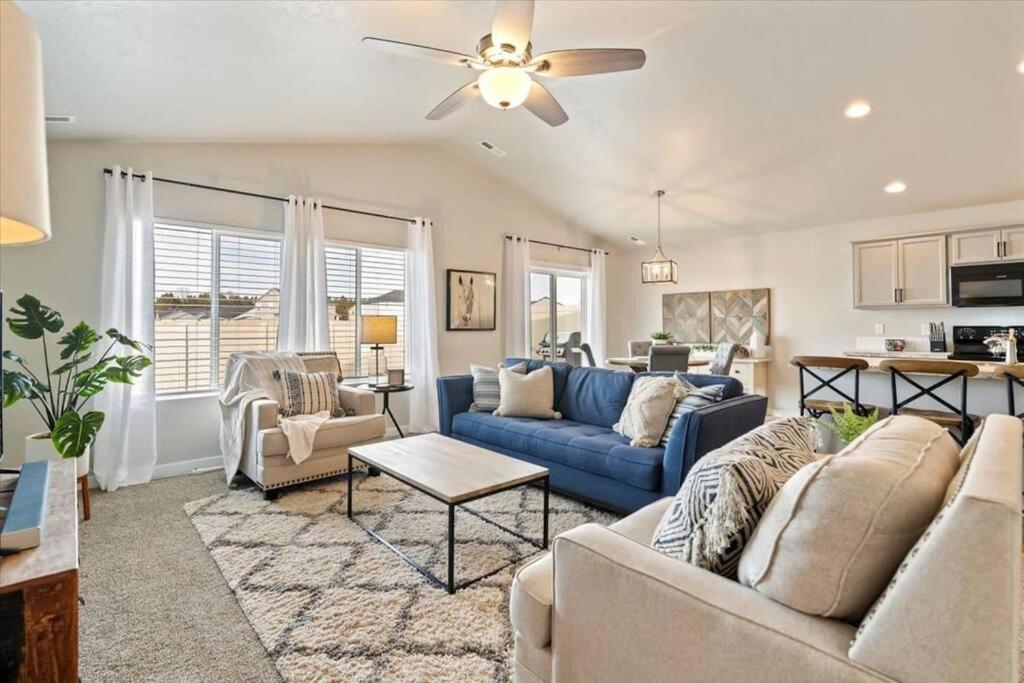 New Model like home in Meridian with 3 bedrooms, Meridian