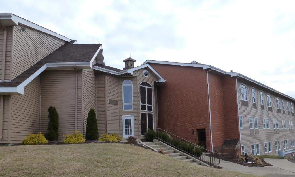 Hotels in Latrobe, PA price from 101 of Hotels