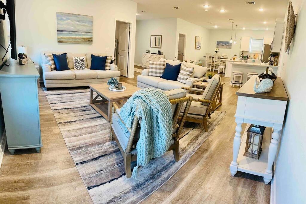 Let's get Beachy!, Bolivar Peninsula