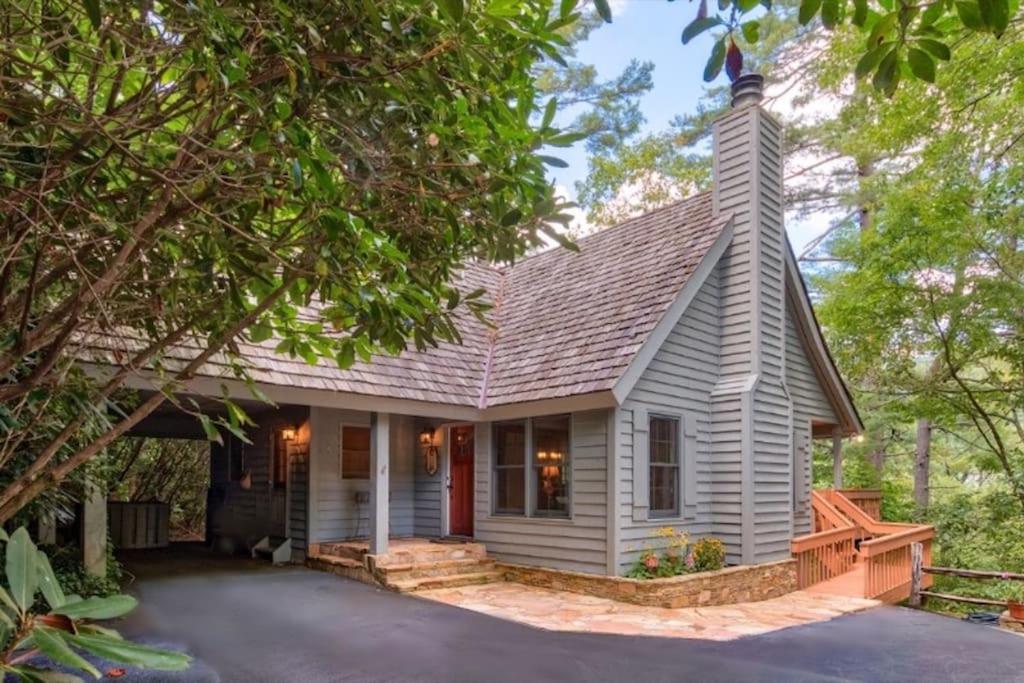 Cedar Creek Club Cabin