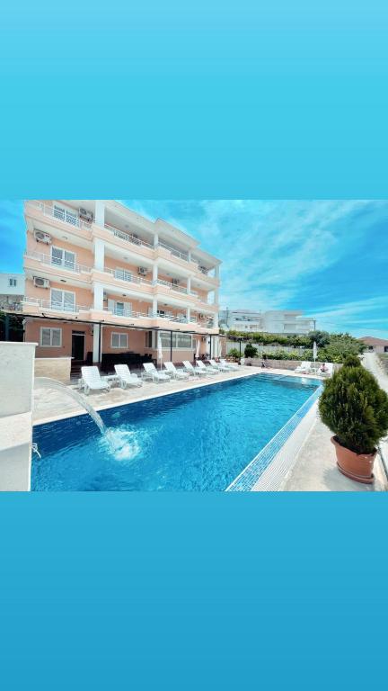 Queen Kodre Apartments - 4