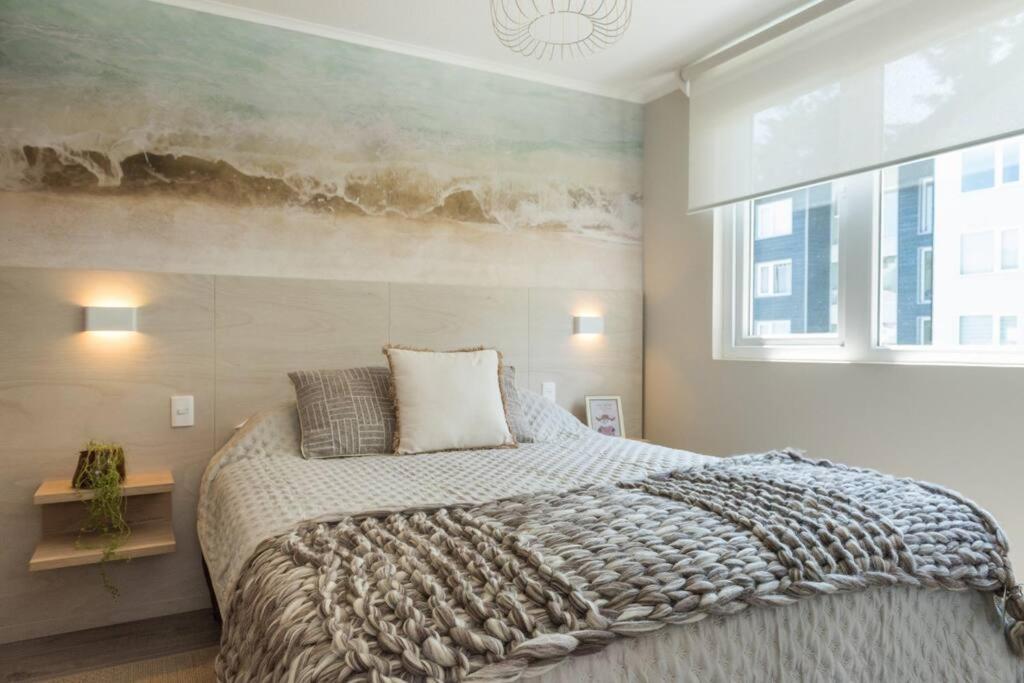 PUCON depto NUEVO! DOS DORMITORIOS DOS BAÑOS, en condominio con estacionamiento,balcon, super equipado, WIFI Y CABLE, PISCINA CON JARDINES, ZONA TRANQUILA A SOLO 5 MINUTOS DEL CENTRO EN AUTO - 2