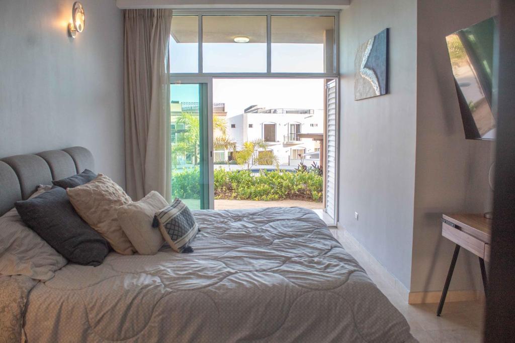 Private Villa in Gated Community Pet-Friendly - 2