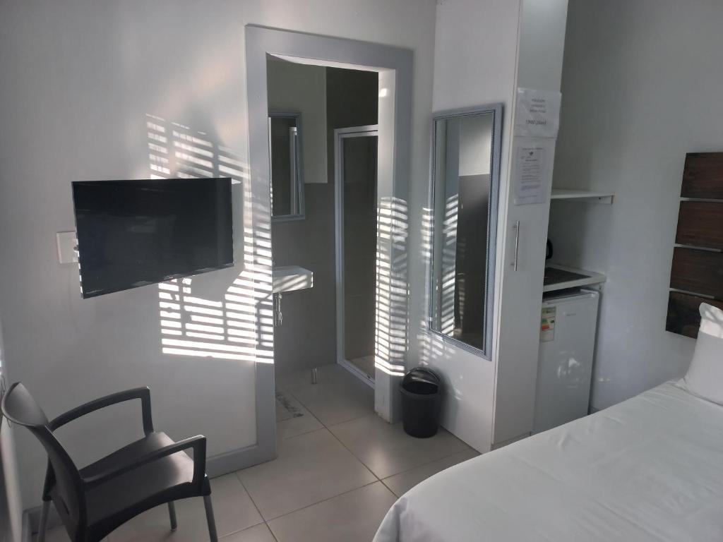 Triple9 Hatfield Guesthouse photo