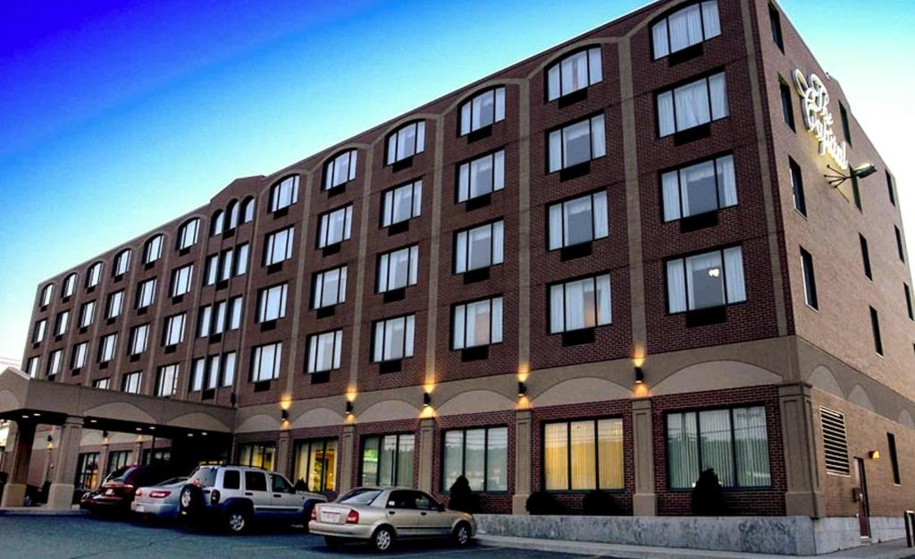 Capital Hotel photo