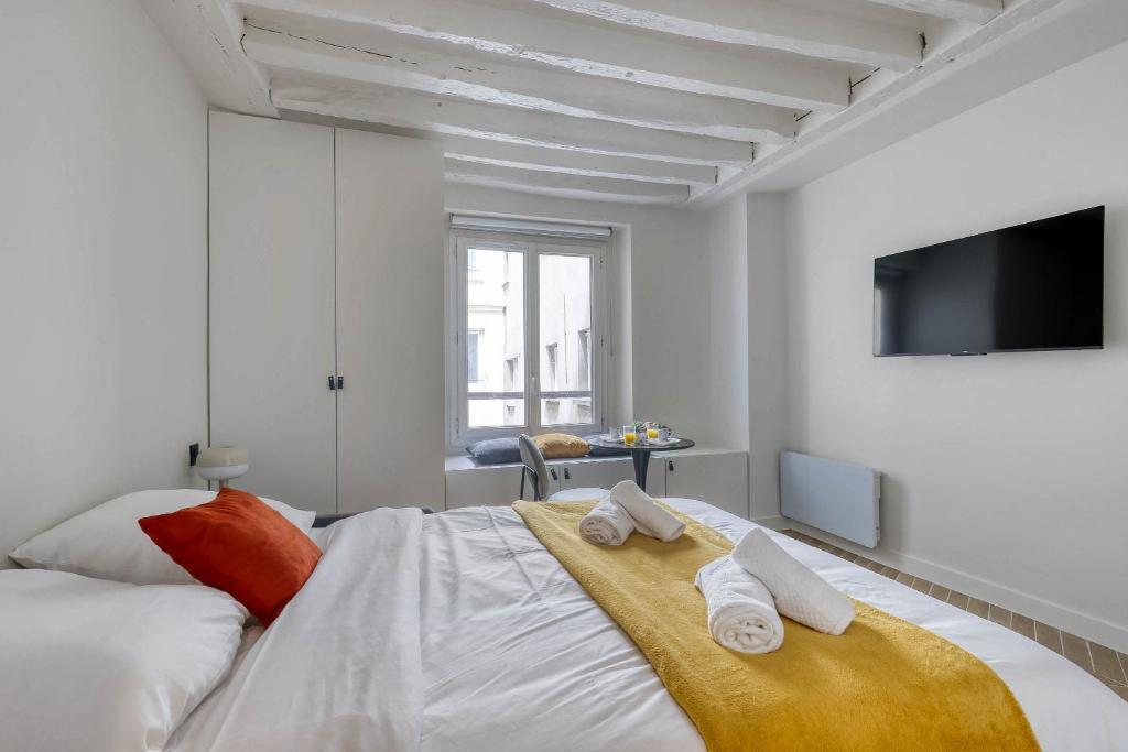 New and Designed Studio well Equipped - Heart of Paris 2 - 4