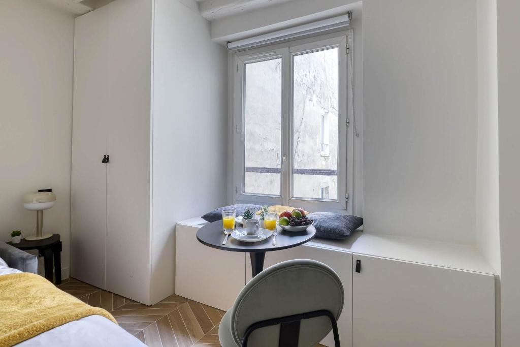 New and Designed Studio well Equipped - Heart of Paris 2 - 5