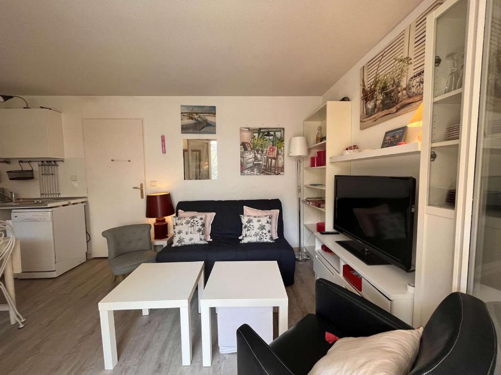 Appartement 2 pièces avec terrasse et parking à 400m de la plage – Saint Aygulf - 5